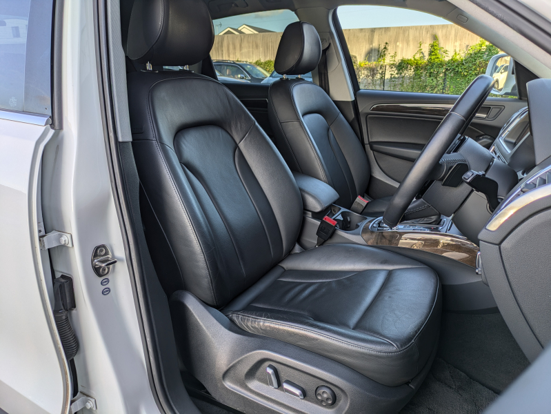 アウディ Q5 中古車