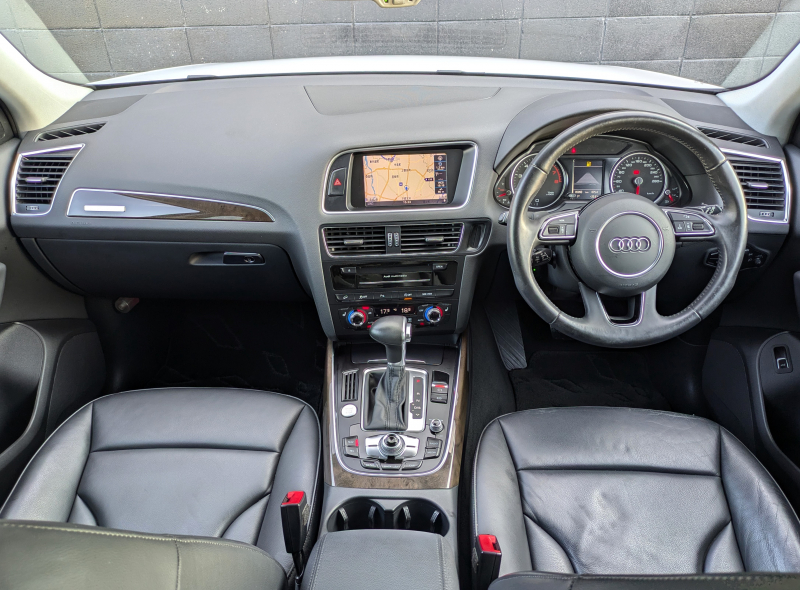 アウディ Q5 中古車