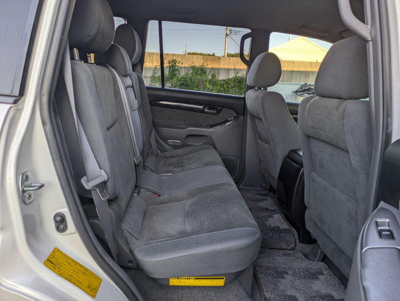 トヨタ ランドクルーザープラド 中古車