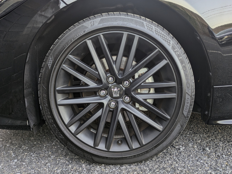 トヨタ クラウンハイブリッド 中古車