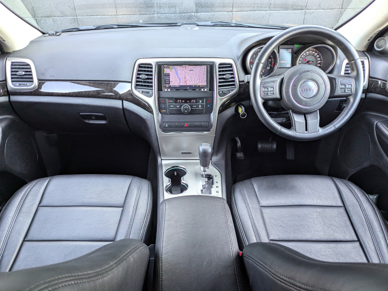 ジープ グランドチェロキー 中古車