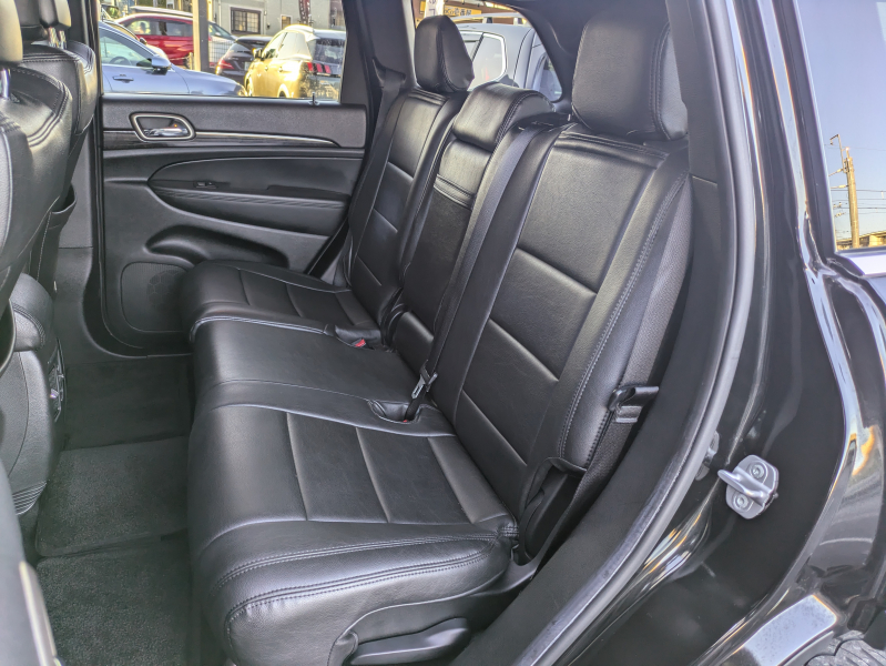 ジープ グランドチェロキー 中古車