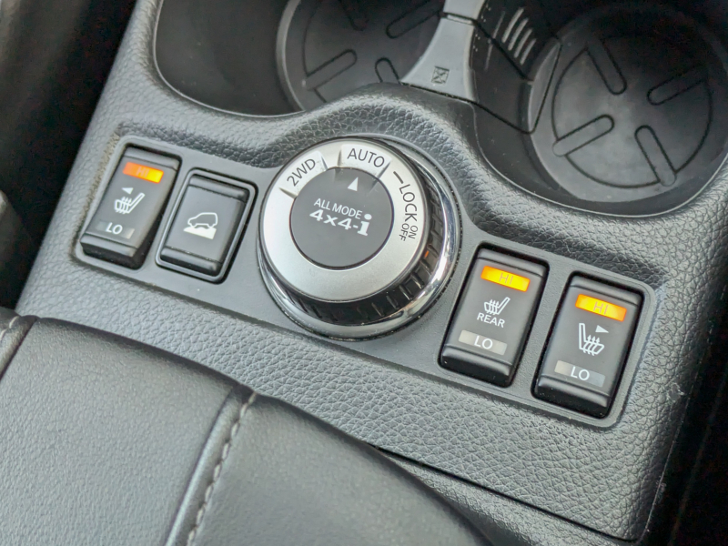 日産 エクストレイル 中古車