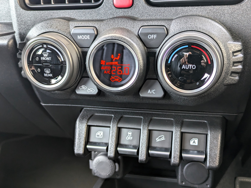 スズキ ジムニーシエラ 中古車