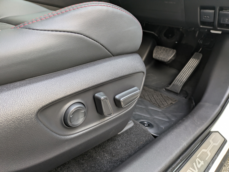 トヨタ RAV4 中古車