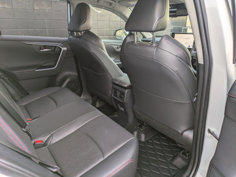 トヨタ RAV4 中古車