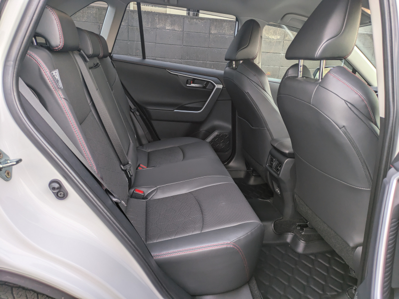 トヨタ RAV4 中古車