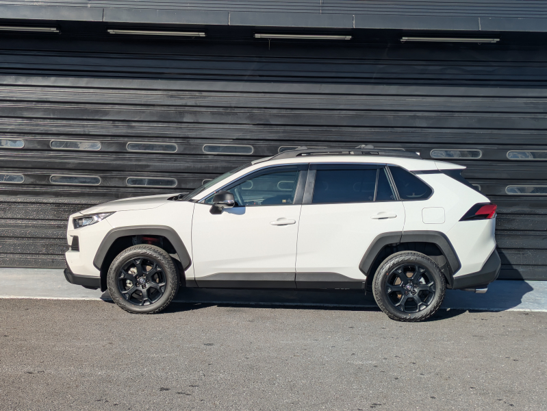 トヨタ RAV4 中古車