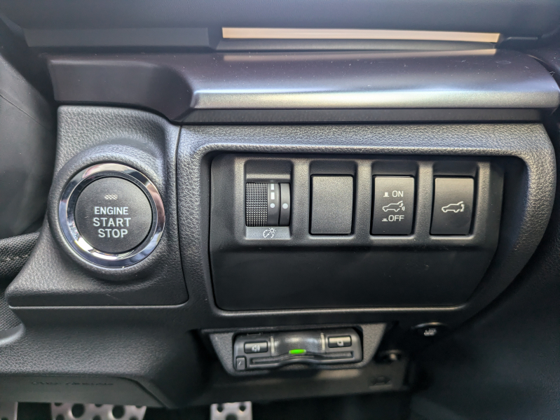 スバル レヴォーグ 中古車