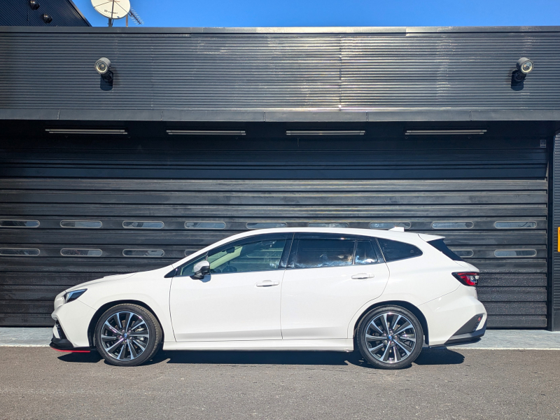 スバル レヴォーグ 中古車