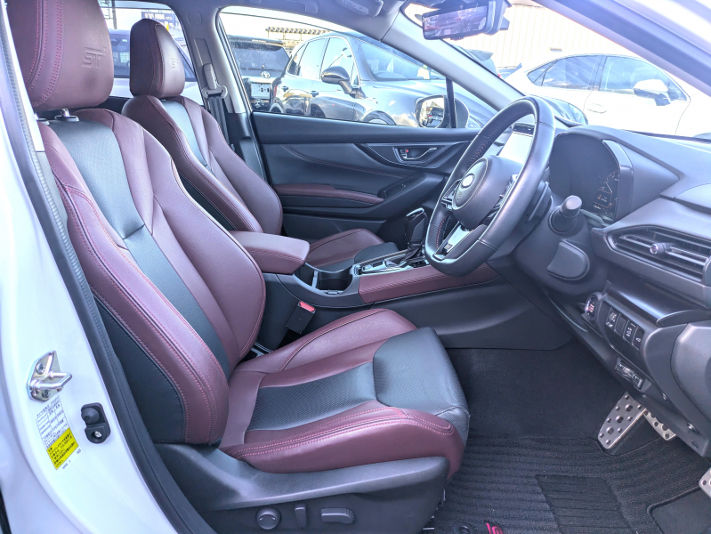 スバル レヴォーグ 中古車