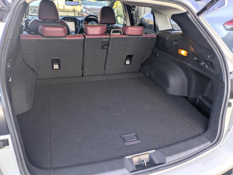 スバル レヴォーグ 中古車