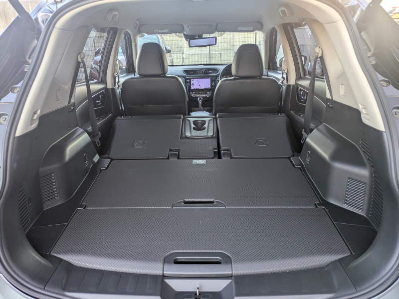 日産 エクストレイル 中古車