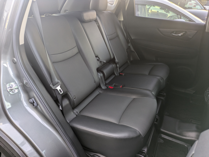 日産 エクストレイル 中古車