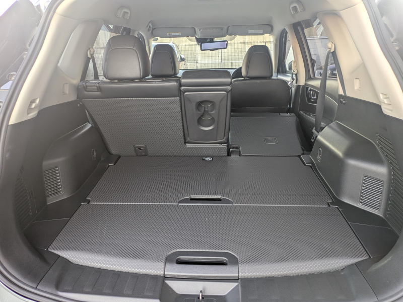 日産 エクストレイル 中古車