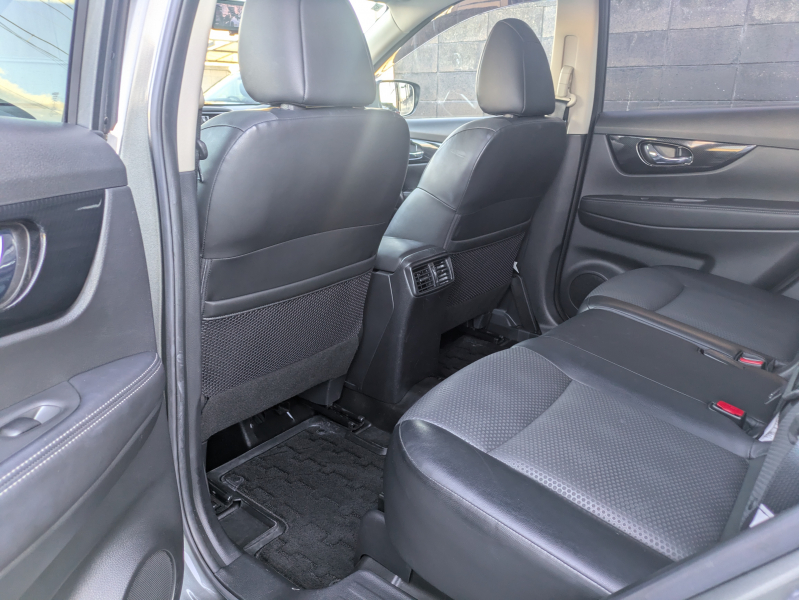 日産 エクストレイル 中古車