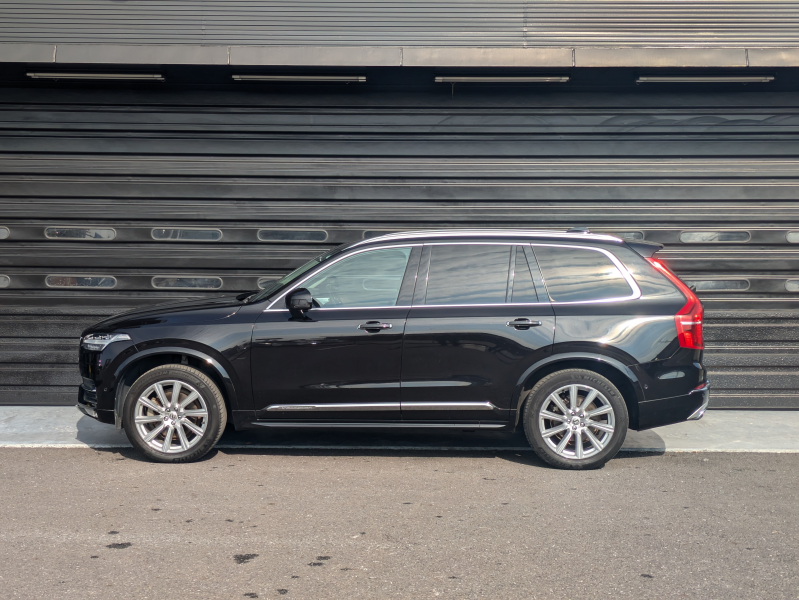 ボルボ XC90 中古車