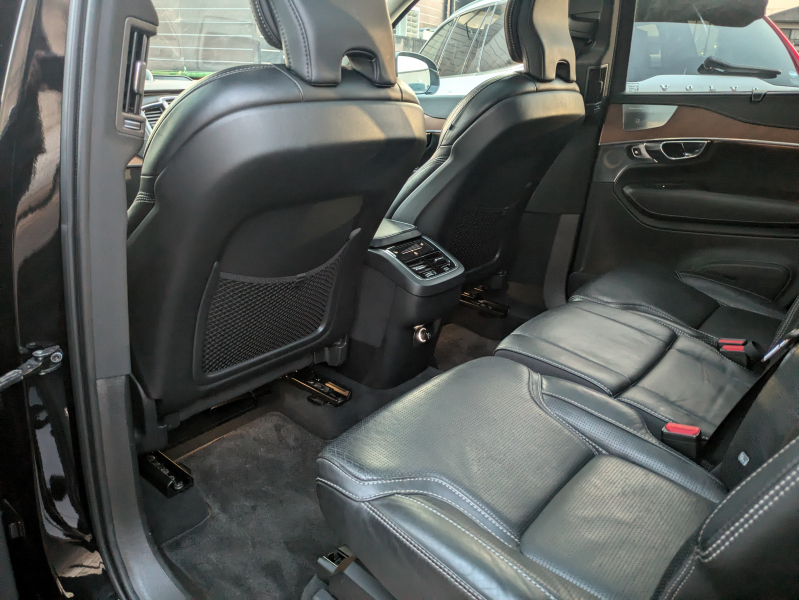 ボルボ XC90 中古車