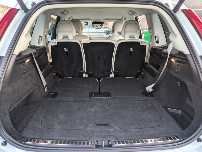 ボルボ XC90 中古車