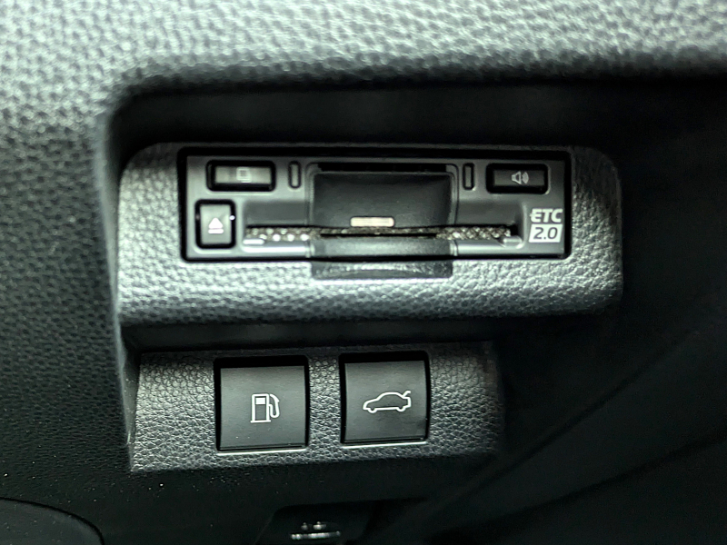 トヨタ クラウン クロスオーバー 中古車