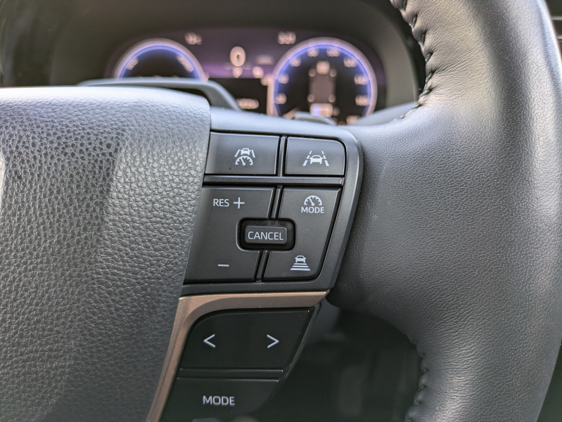 トヨタ クラウン クロスオーバー 中古車