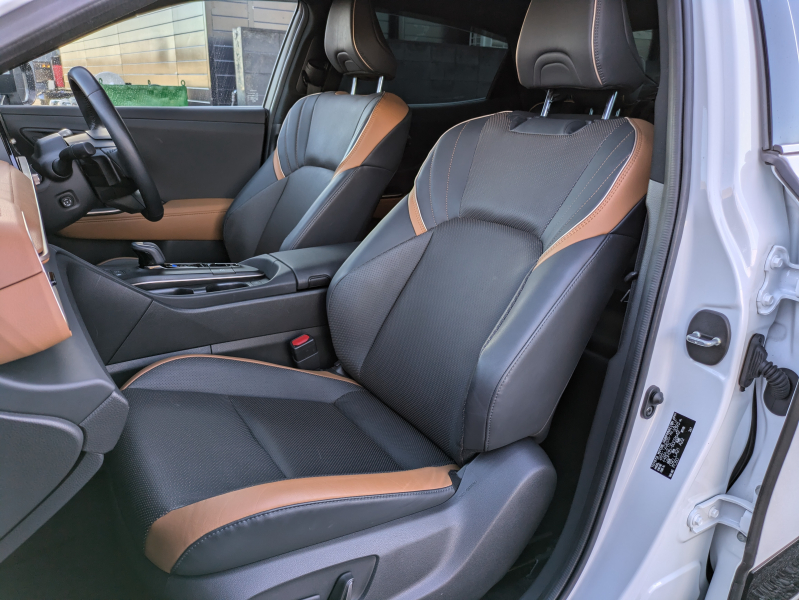 トヨタ クラウン クロスオーバー 中古車