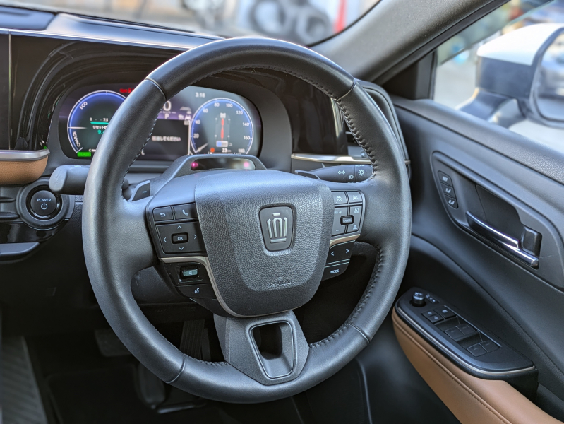 トヨタ クラウン クロスオーバー 中古車