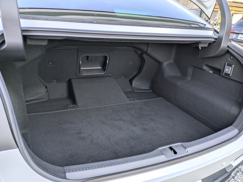 トヨタ クラウン クロスオーバー 中古車