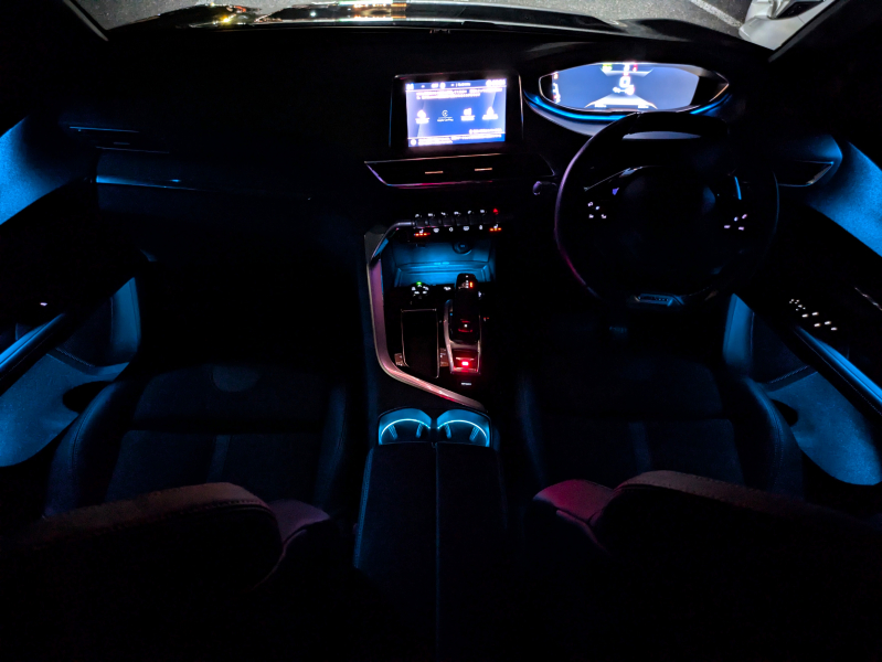 プジョー 3008 中古車