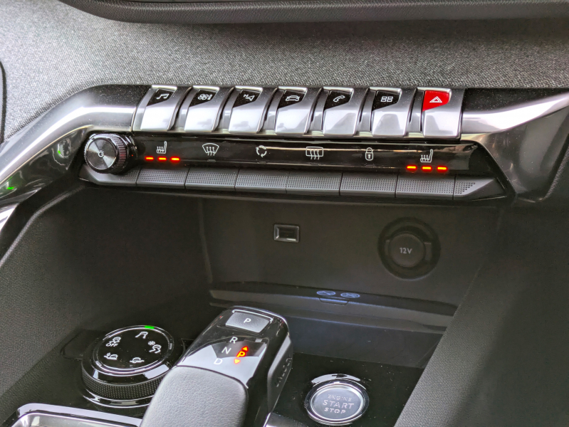 プジョー 3008 中古車