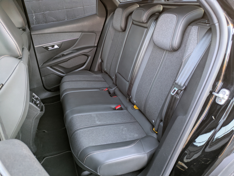 プジョー 3008 中古車