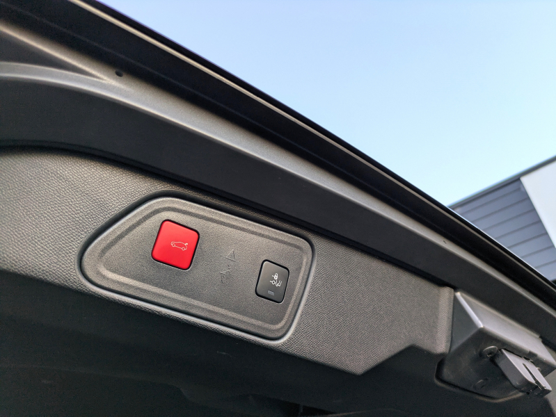 プジョー 3008 中古車