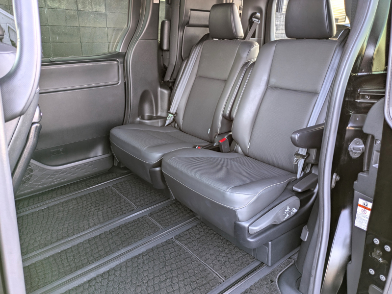 トヨタ エスクァイア 中古車