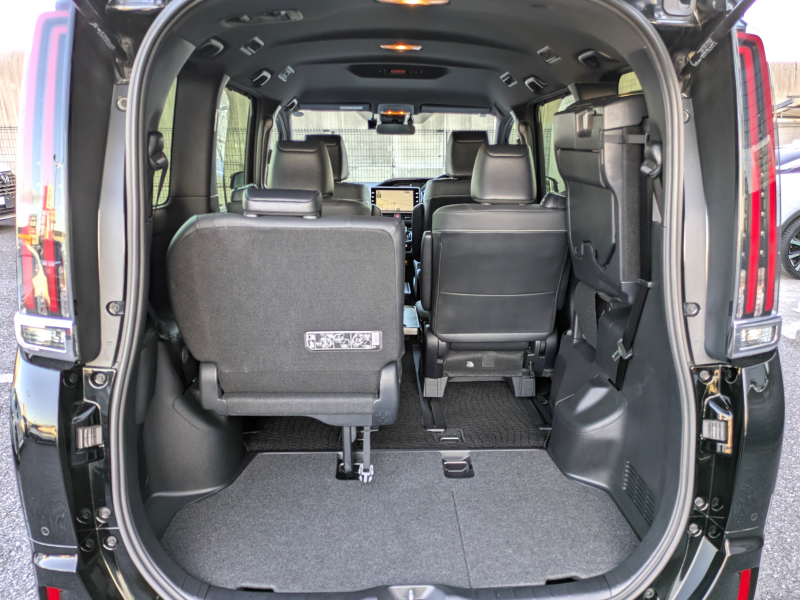 トヨタ エスクァイア 中古車