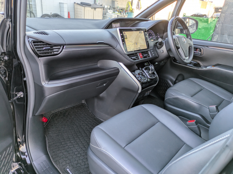 トヨタ エスクァイア 中古車