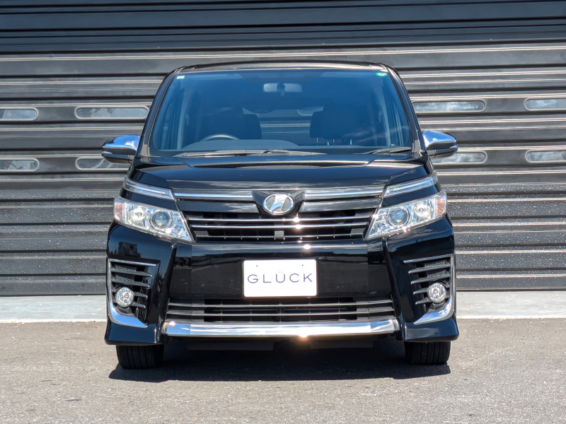 トヨタ ヴォクシー 中古車