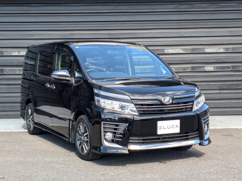 トヨタ ヴォクシー 中古車