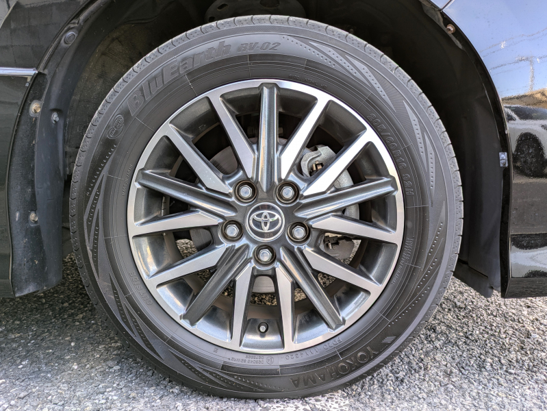 トヨタ ヴォクシー 中古車