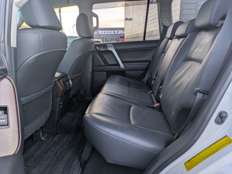 トヨタ ランドクルーザープラド 中古車