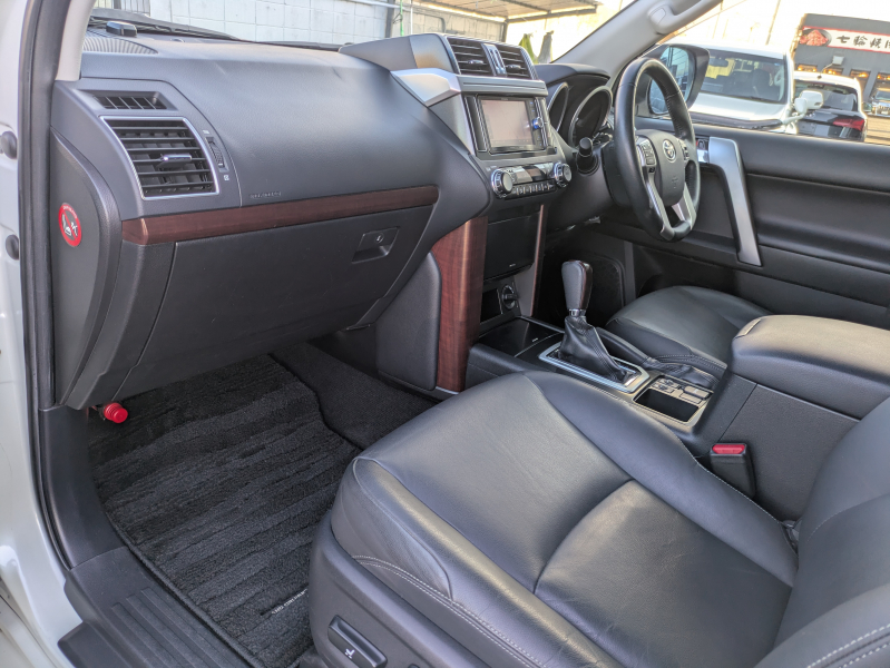 トヨタ ランドクルーザープラド 中古車