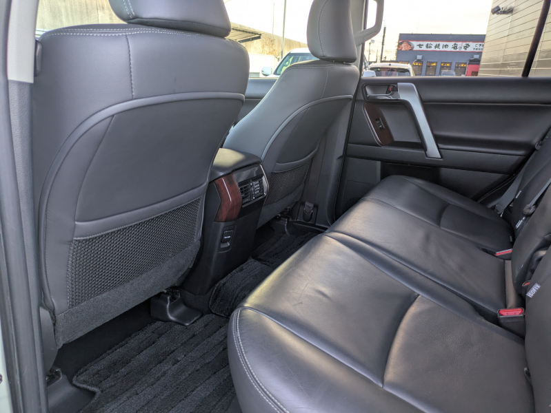 トヨタ ランドクルーザープラド 中古車