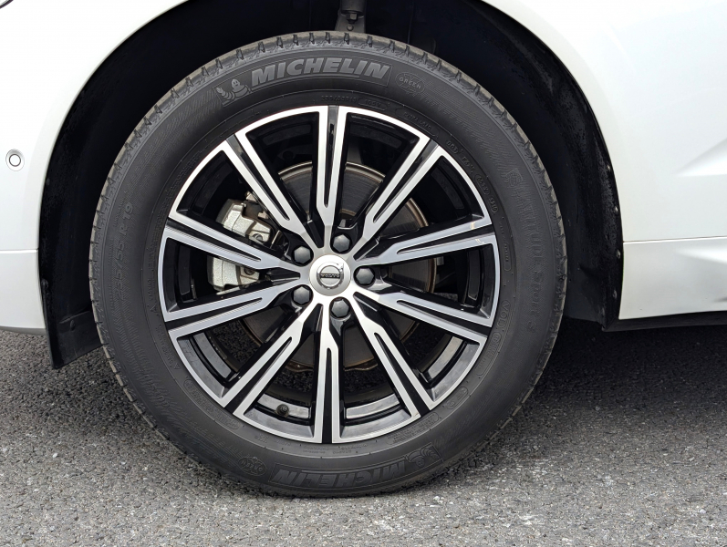 ボルボ XC60 中古車