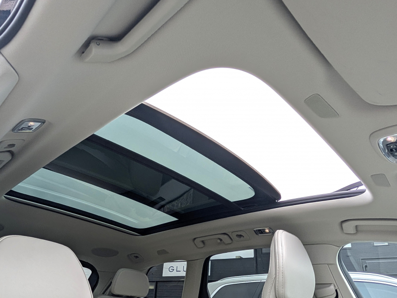 ボルボ XC60 中古車