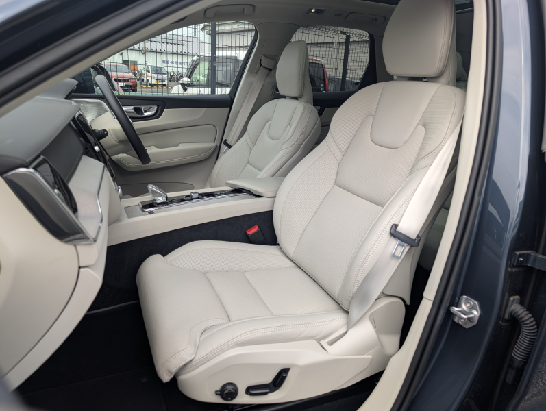 ボルボ XC60 中古車