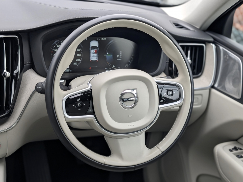 ボルボ XC60 中古車