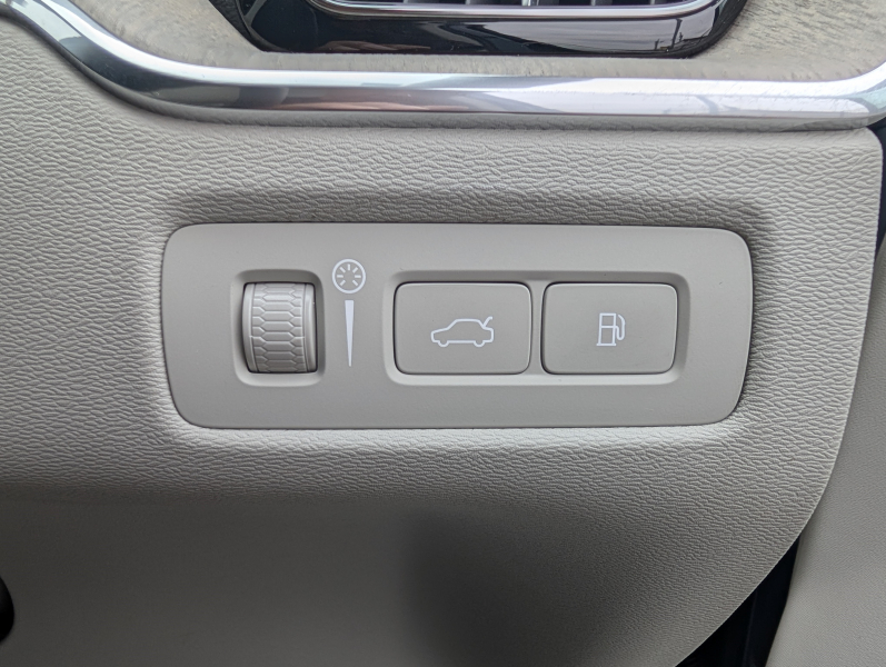 ボルボ XC60 中古車