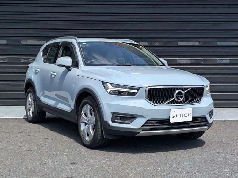 ボルボ XC40 中古車
