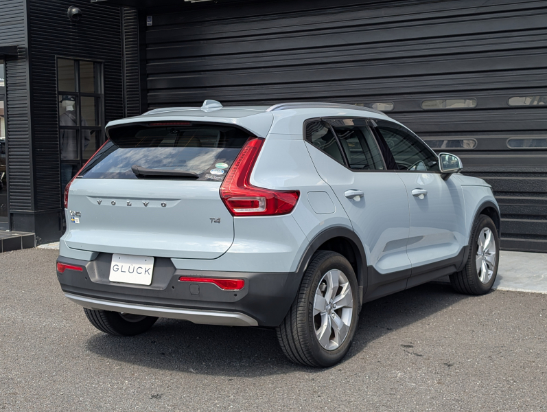 ボルボ XC40 中古車