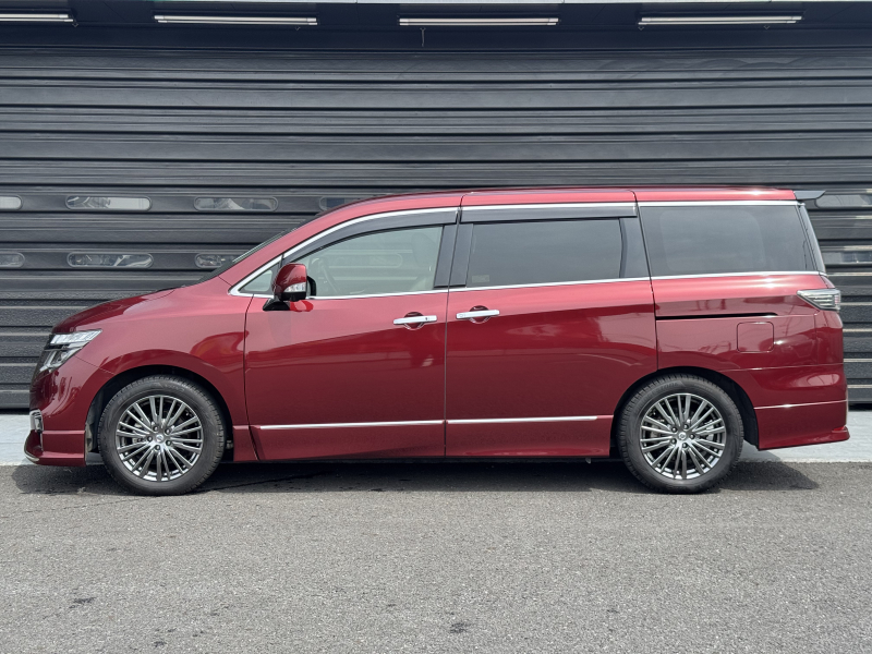 日産 エルグランド 中古車