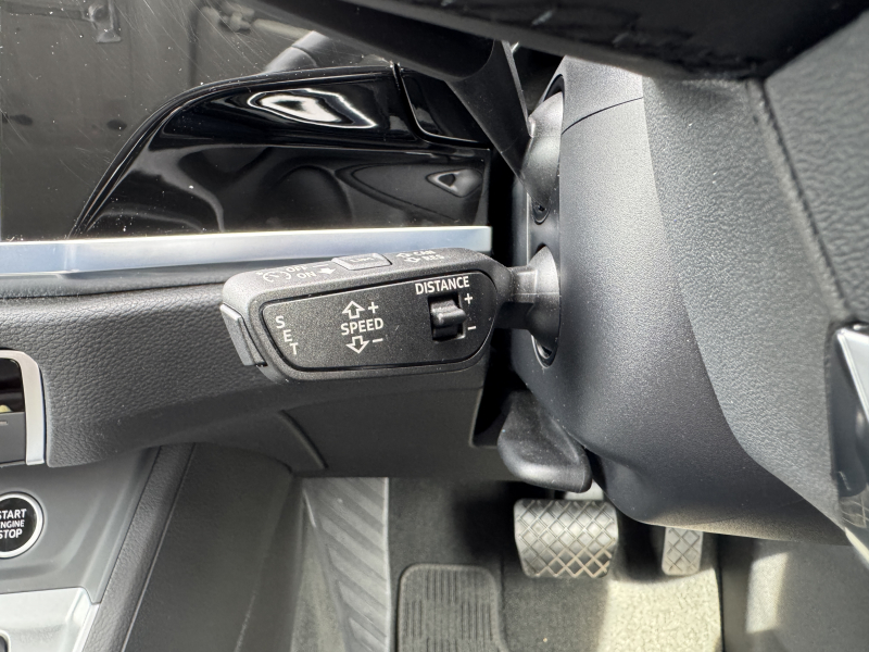 アウディ Q3 中古車